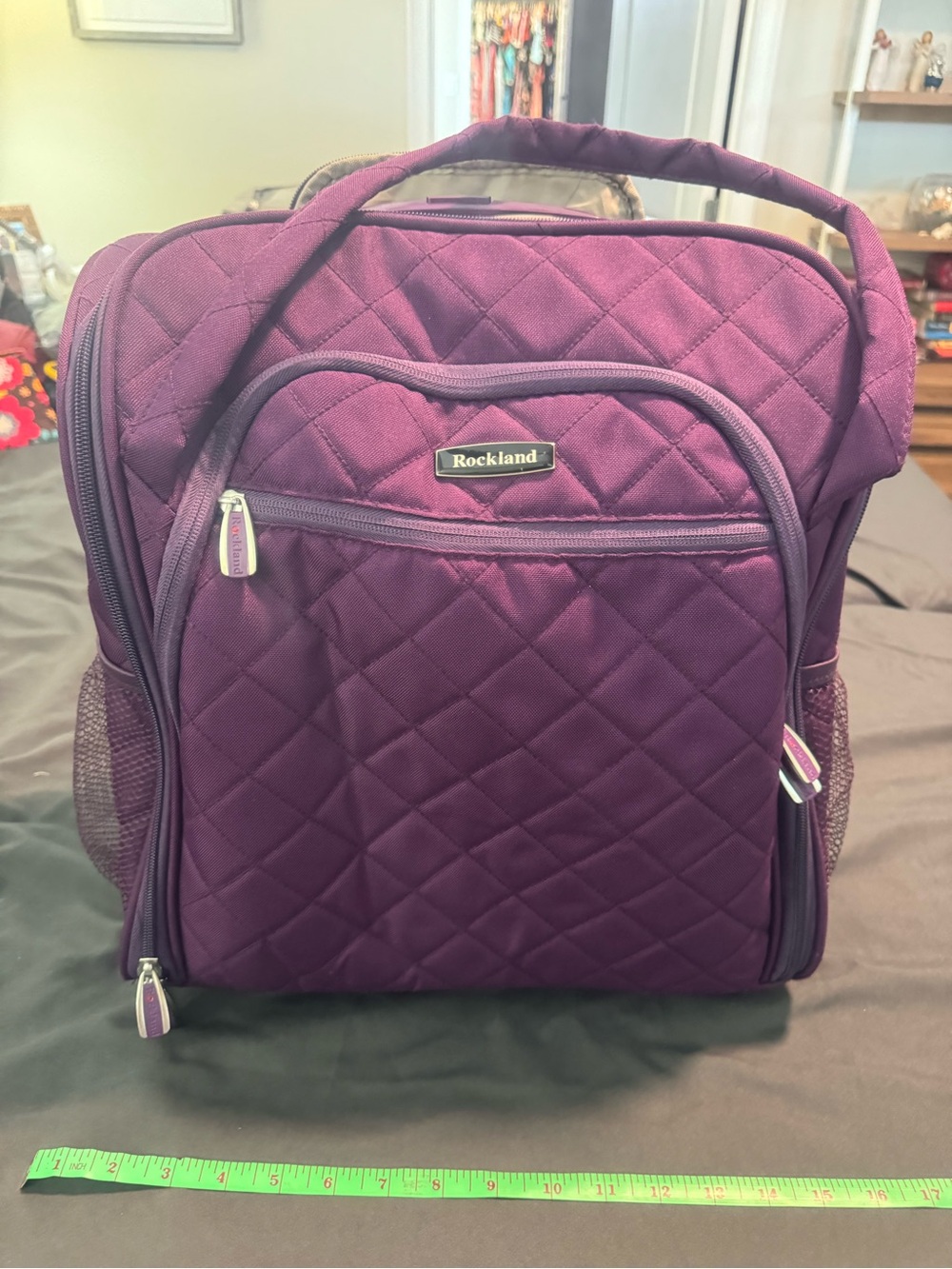 Quilted under seat carryon